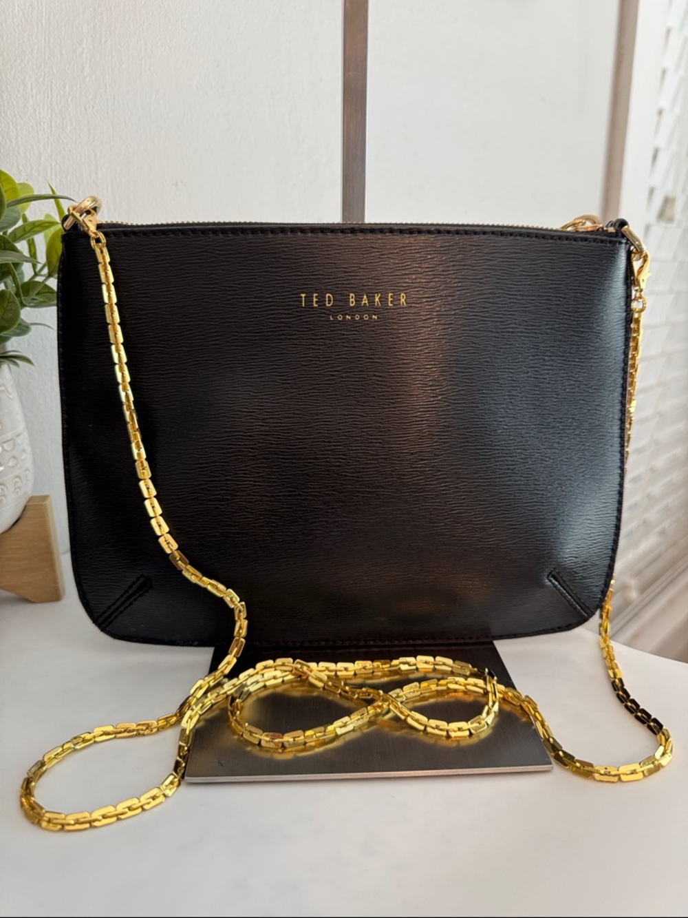 Ted Baker London Harley Link Chain Crossbody Bag - Picture 1 of 6